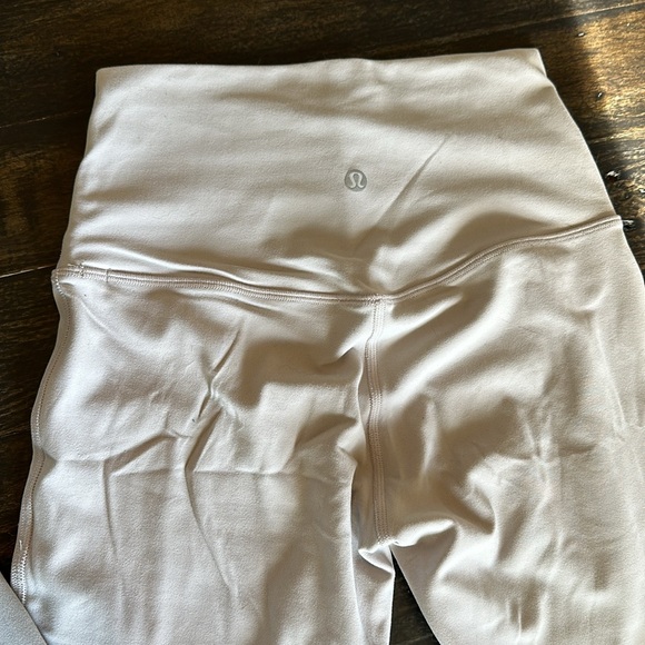 lululemon Align Leggings - Picture 3 of 4
